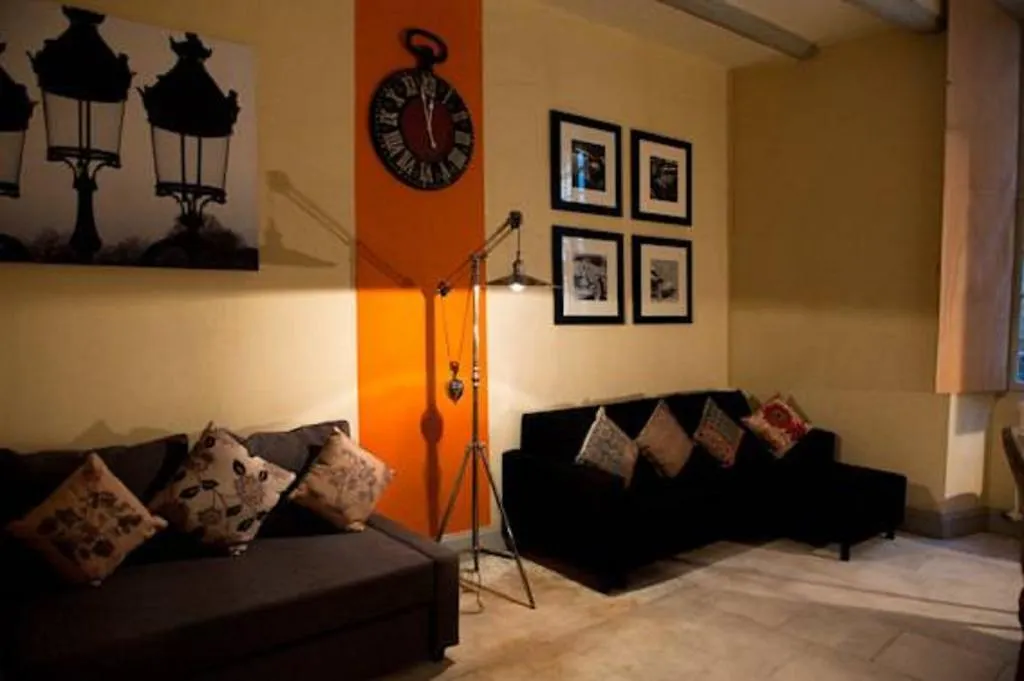 Apartamento Appartements La Croix - Hyper Centre - Palais Des Papes Et Pont D'Avignon - Wifi