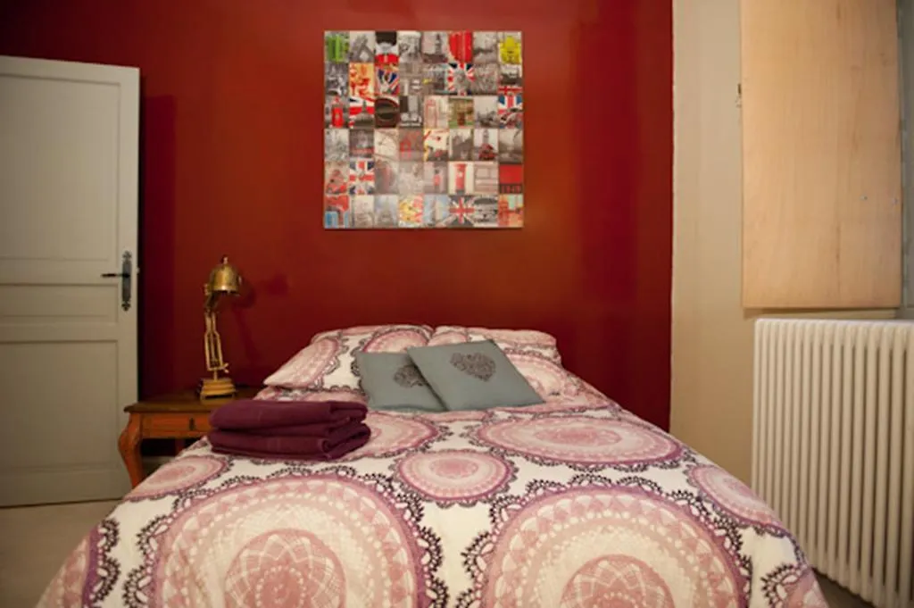 Appartements La Croix - Hyper Centre - Palais Des Papes Et Pont D'Avignon - Wifi 0*, Αβινιόν Γαλλία